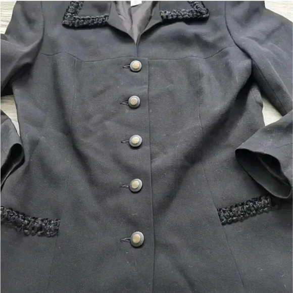 Selina | Black 100% new wool vintage blazer with curly lamb lining - Picture 4 of 14